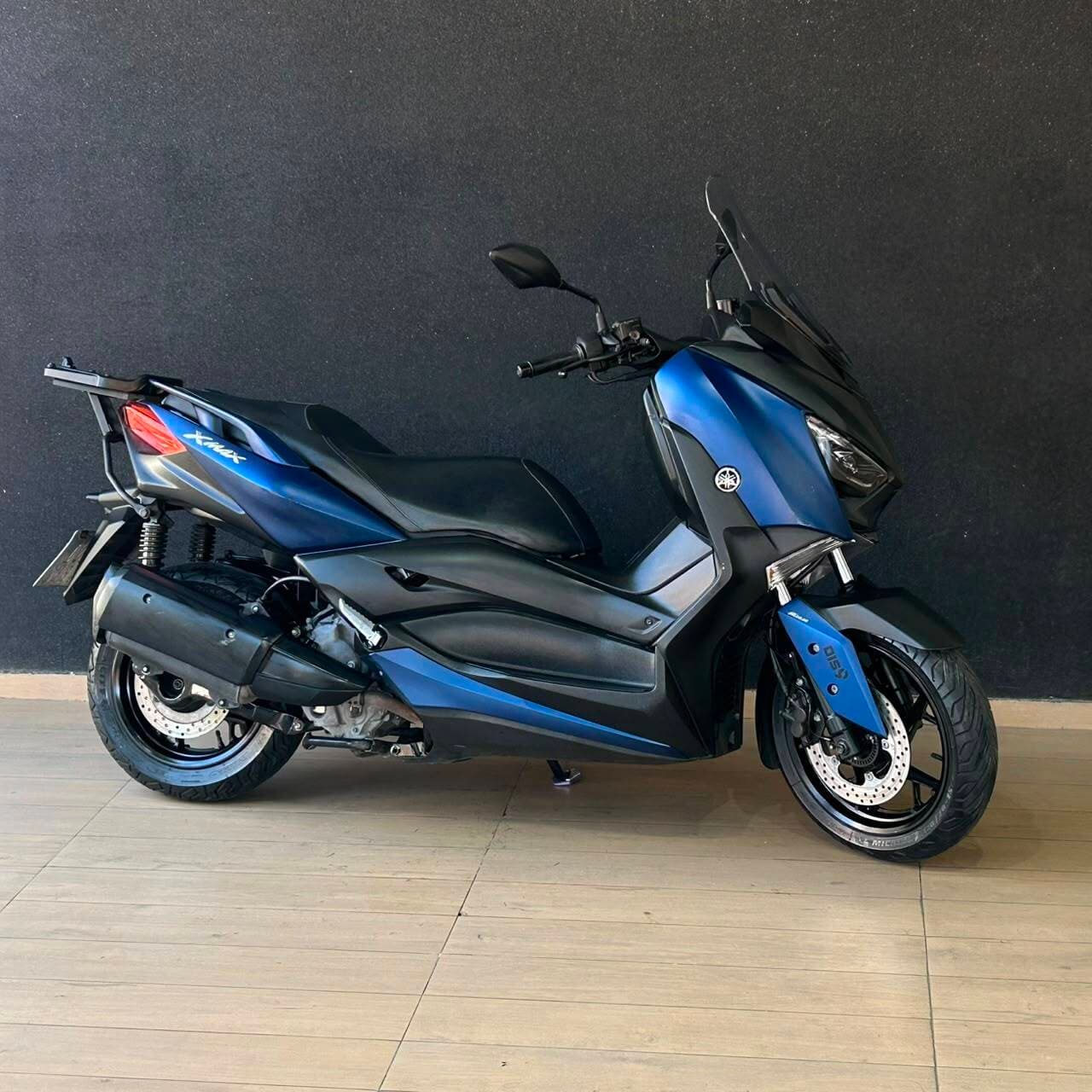 XMAX 250 ABS - 1