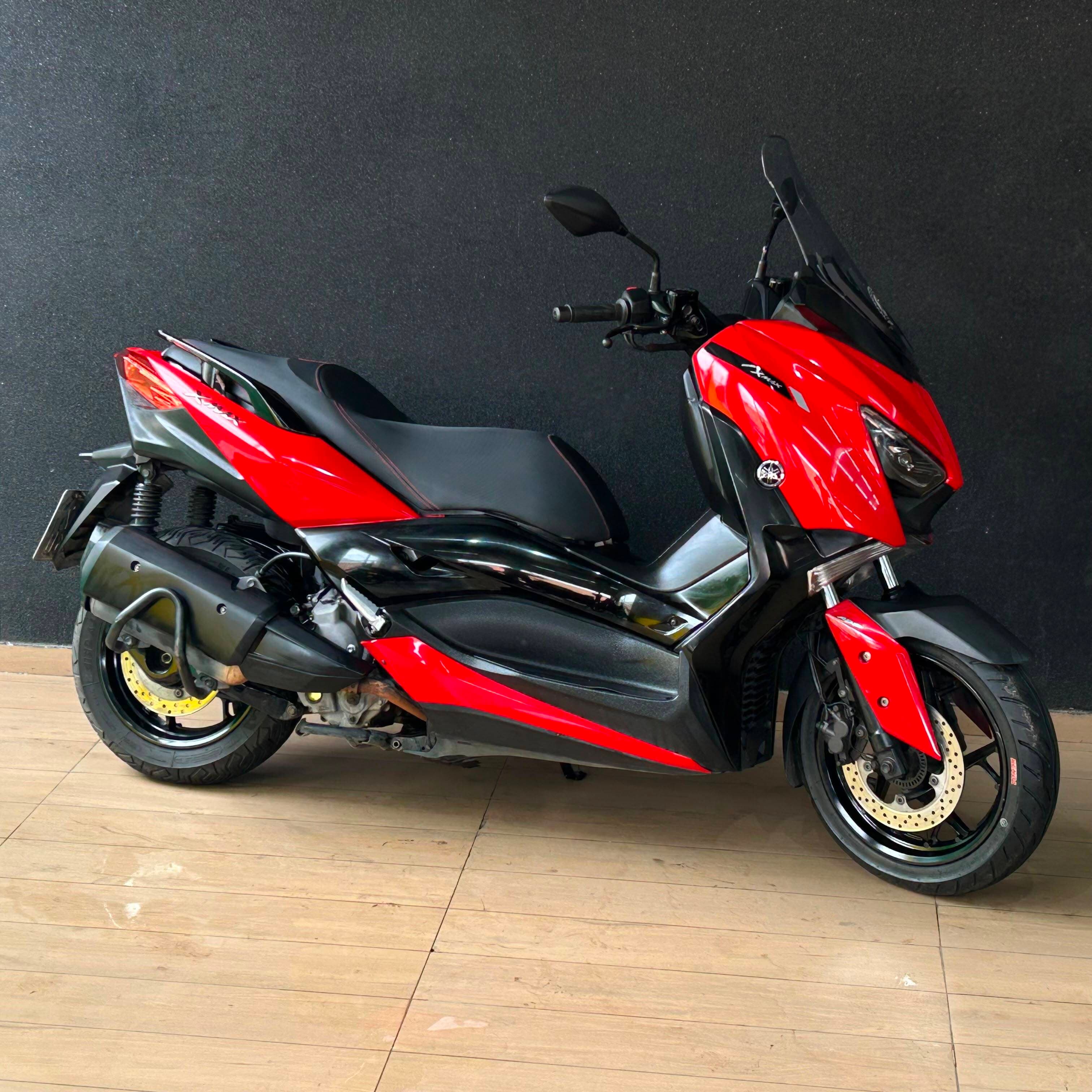 XMAX 250 ABS - 1