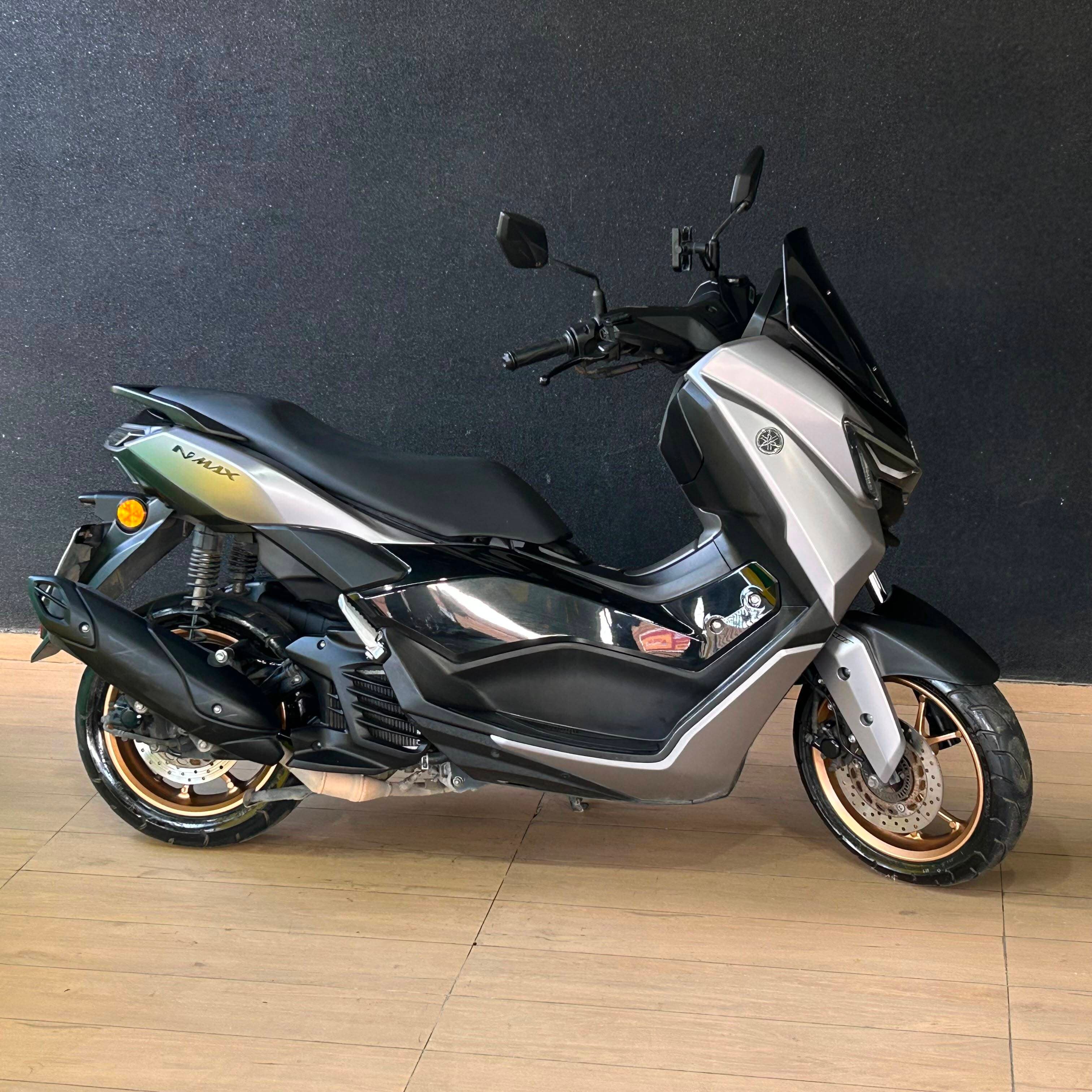NMAX Connected 160 ABS - 1